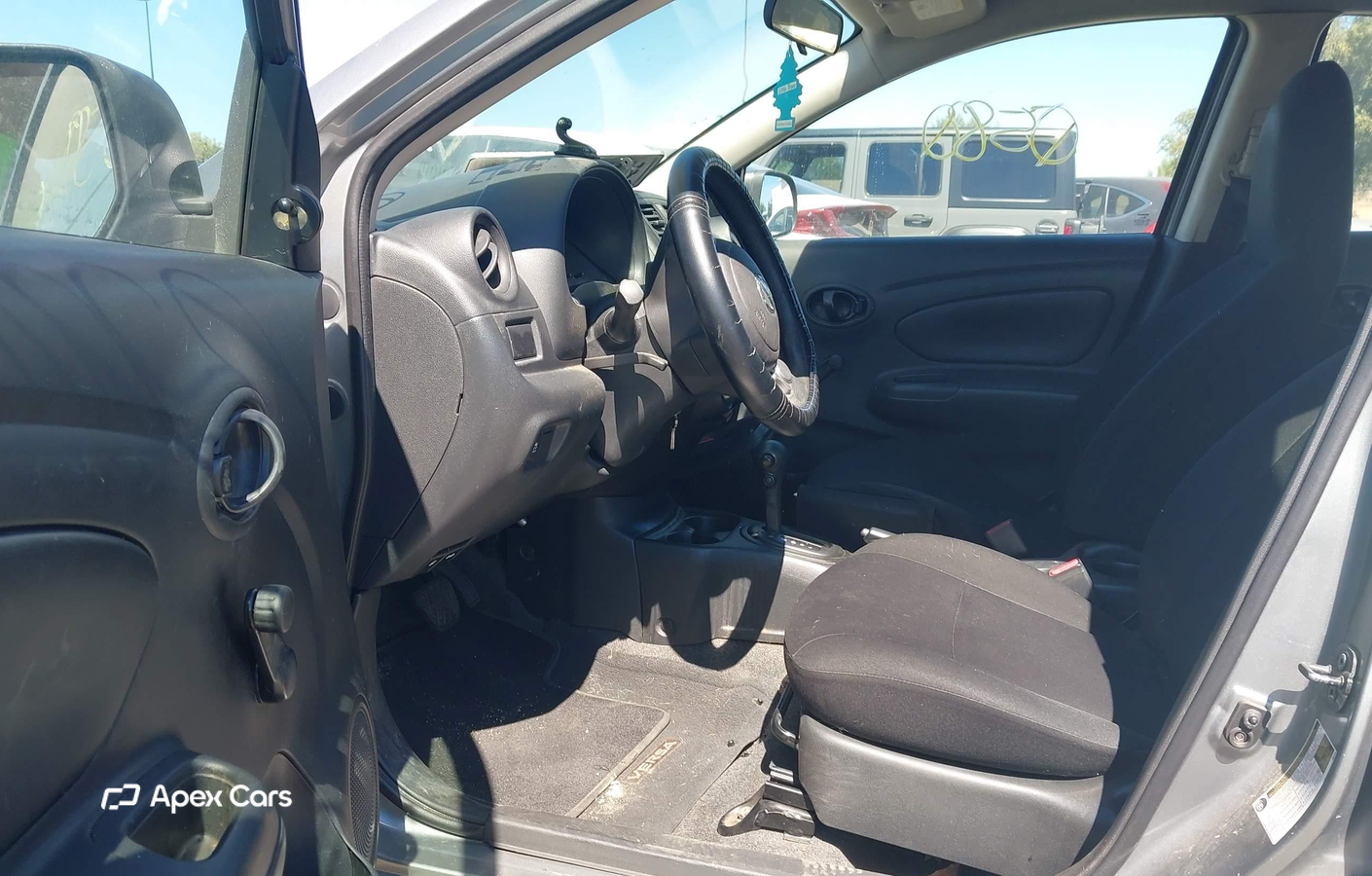 Nissan Versa 2014