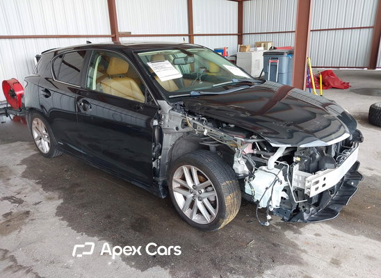 2017 Lexus CT - Image 1 of 5