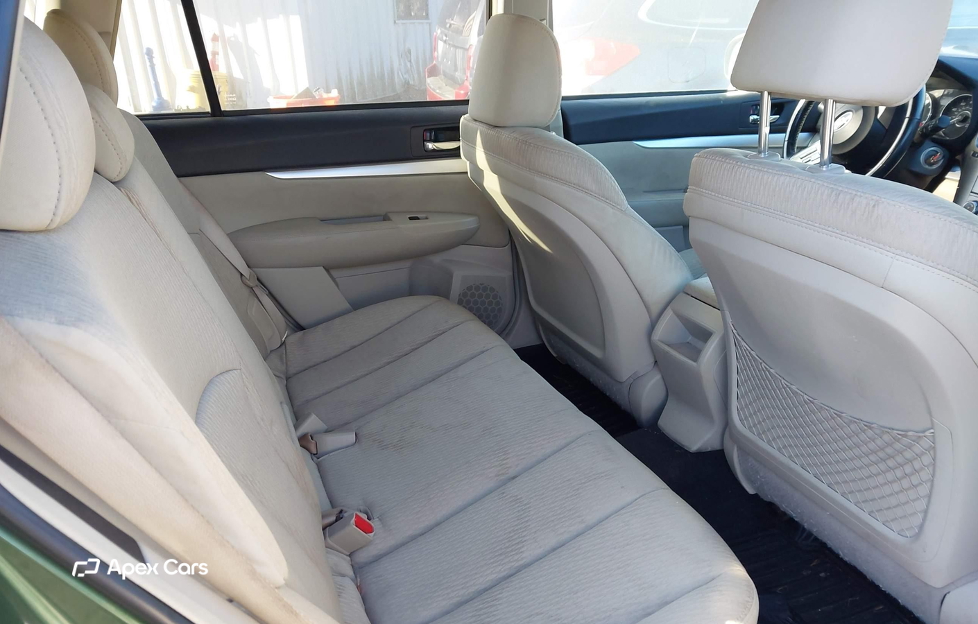 Subaru Outback 2011