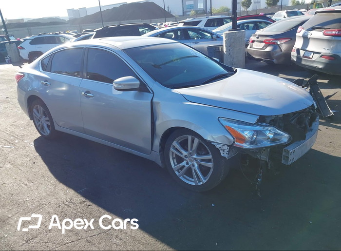 2013 Nissan Altima - Image 1 of 5