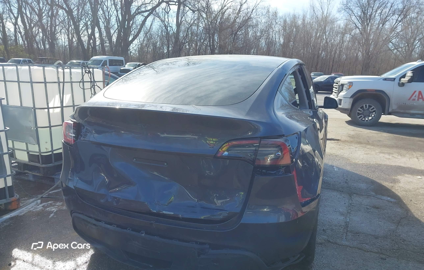 Tesla Model Y 2023