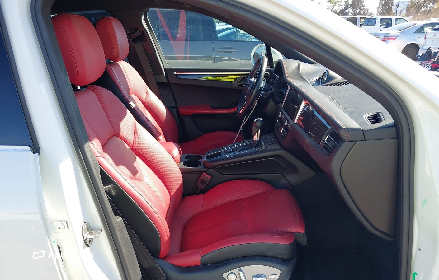 Porsche Macan 2021