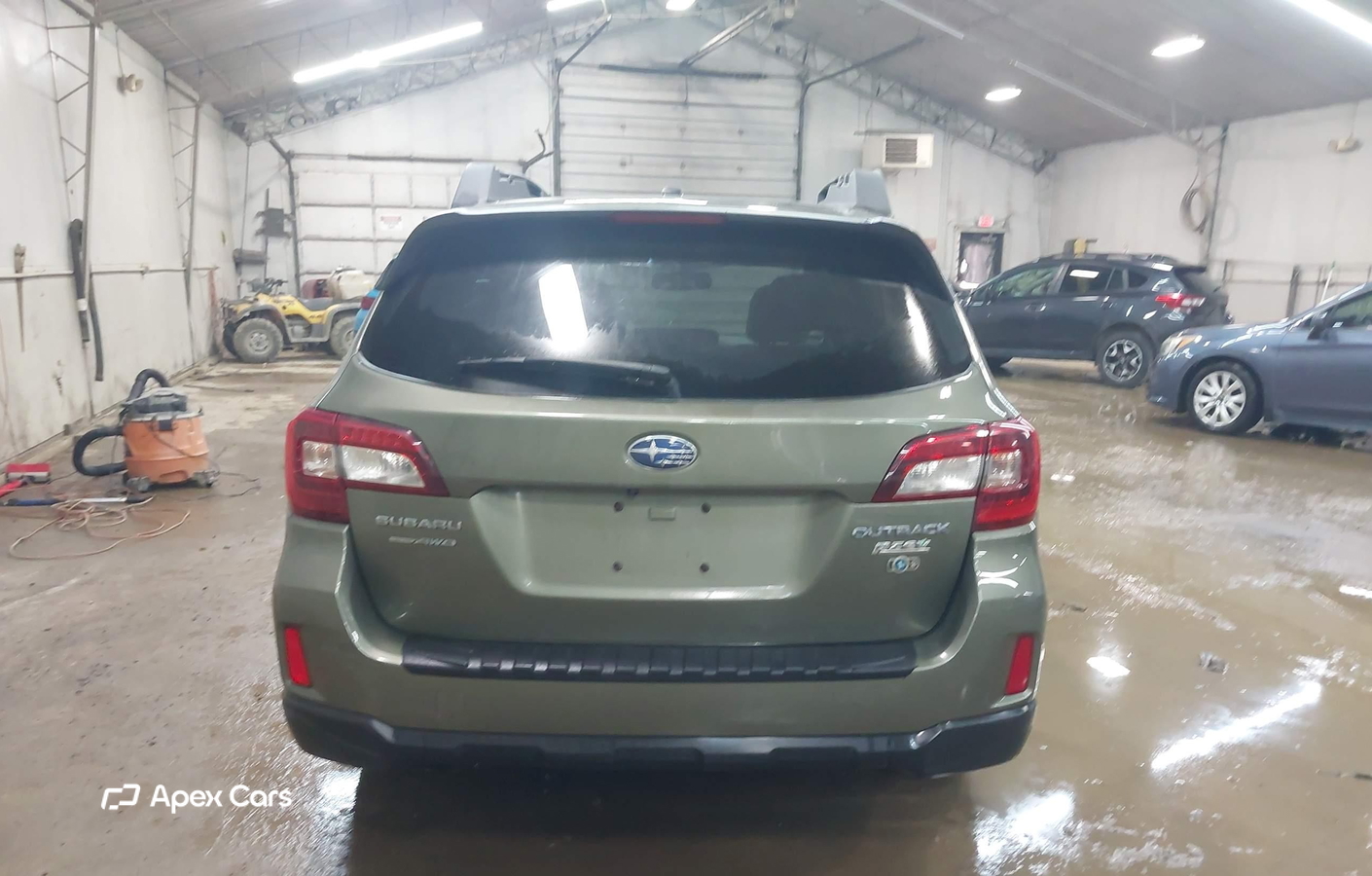 Subaru Outback 2015