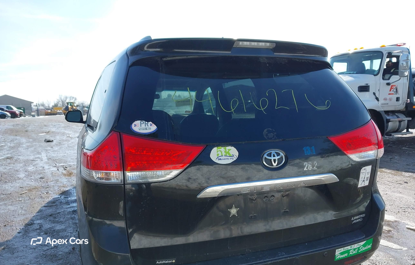 Toyota Sienna 2011