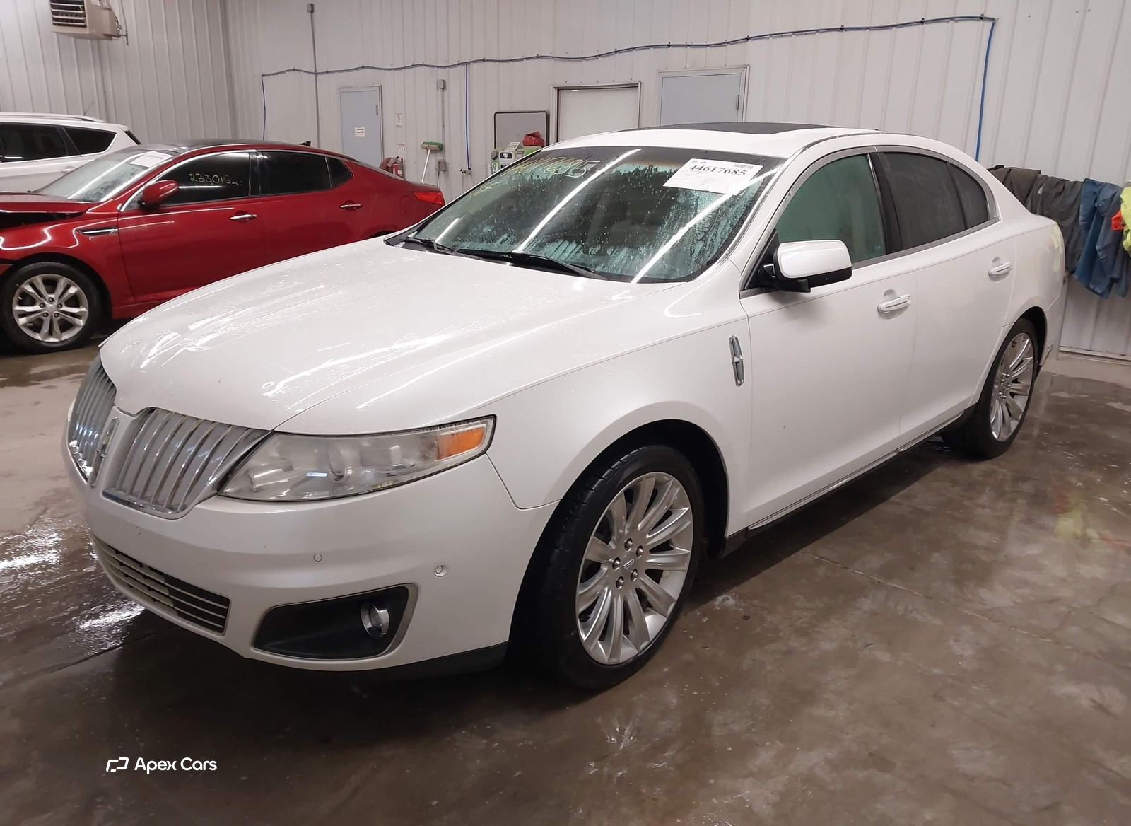 Lincoln MKS 2011