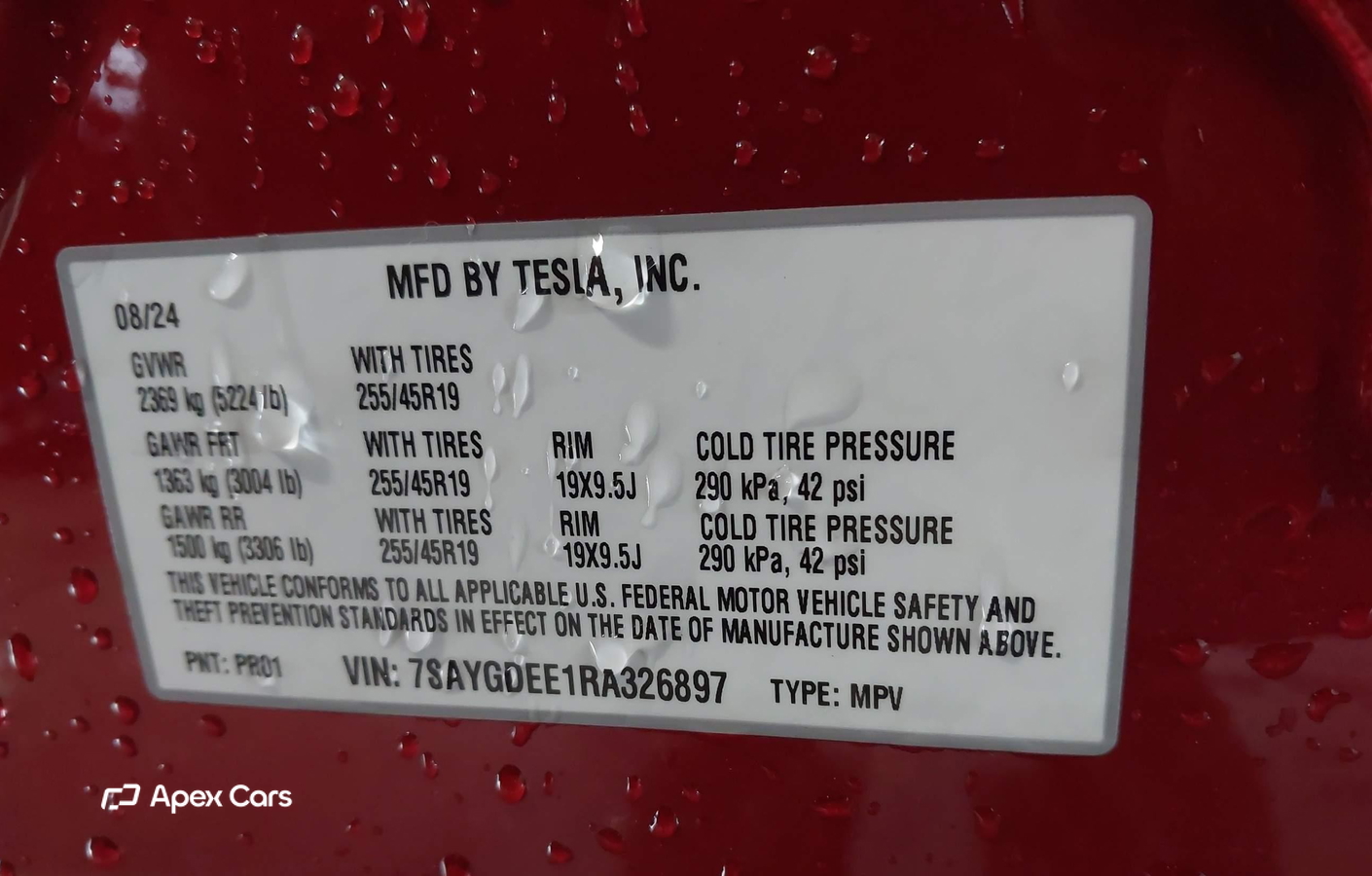 Tesla Model Y 2024