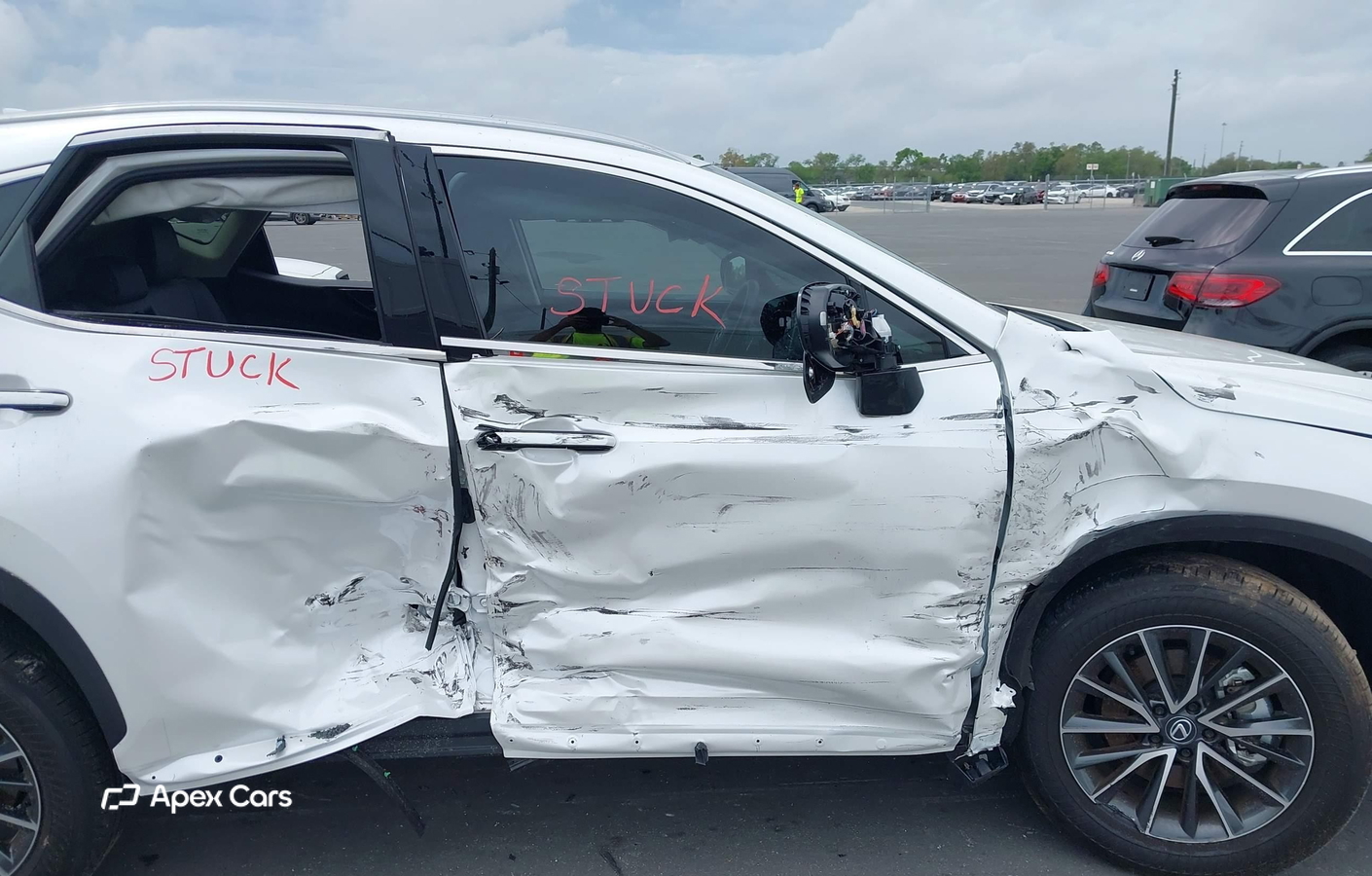 Lexus NX 2025
