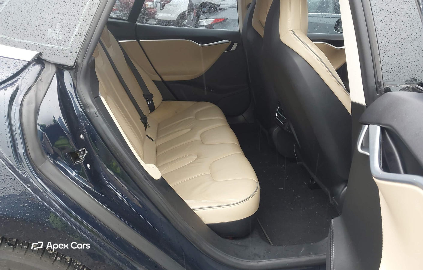 Tesla Model S 2014