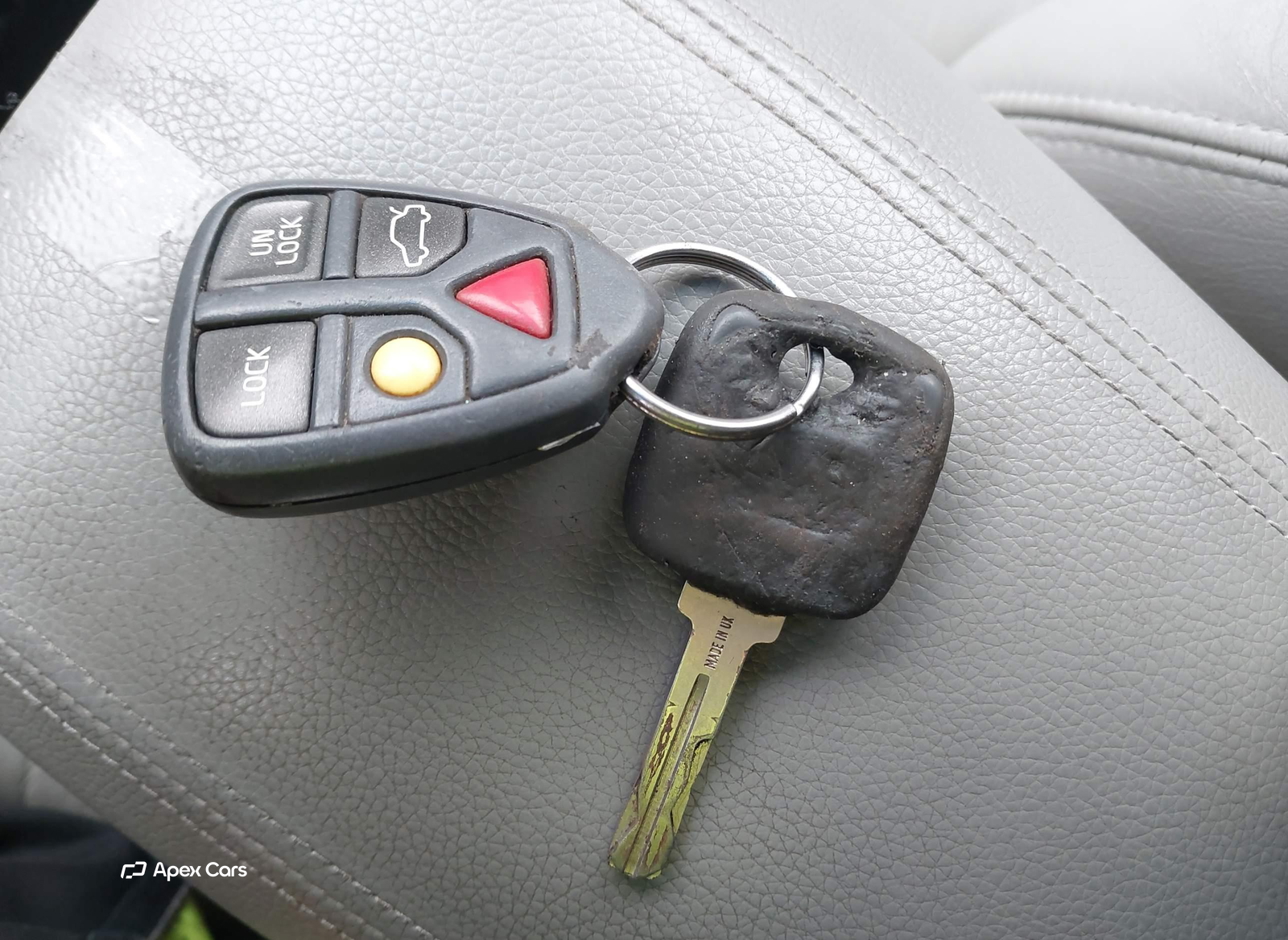 Volvo S80 2003