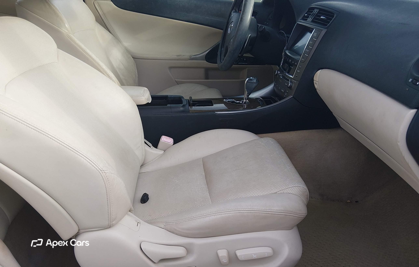 Lexus IS 2010