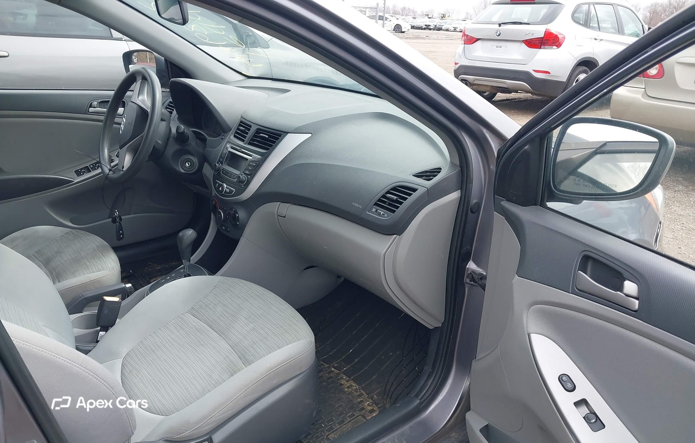 Hyundai Accent 2015