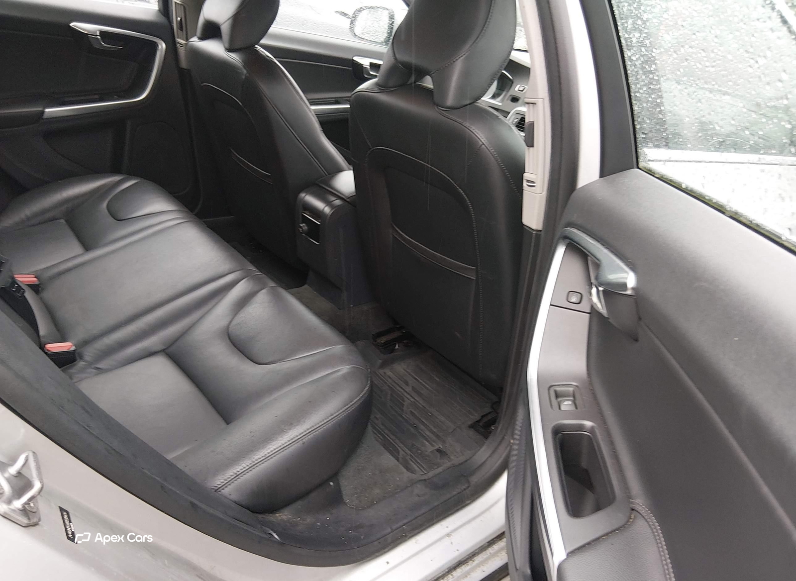 Volvo V60 2016