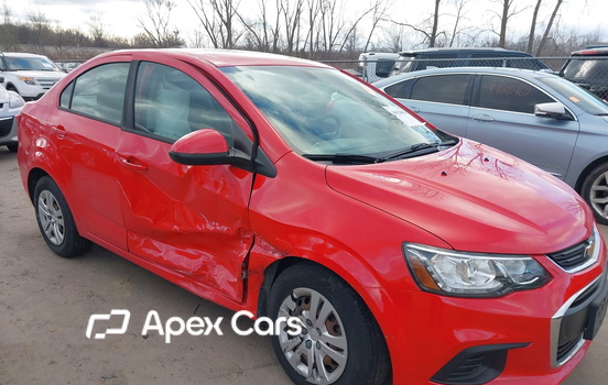 Chevrolet Sonic 2017 - Image 1 of 16