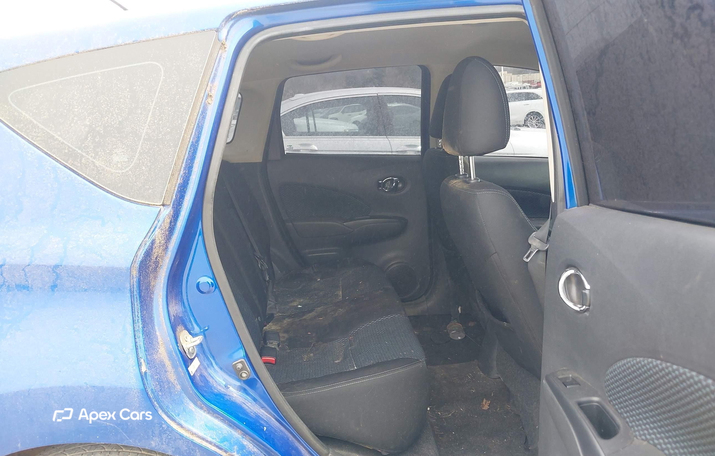 Nissan Versa 2015