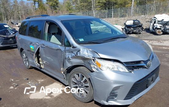 Toyota Sienna 2018 - Image 1 of 18