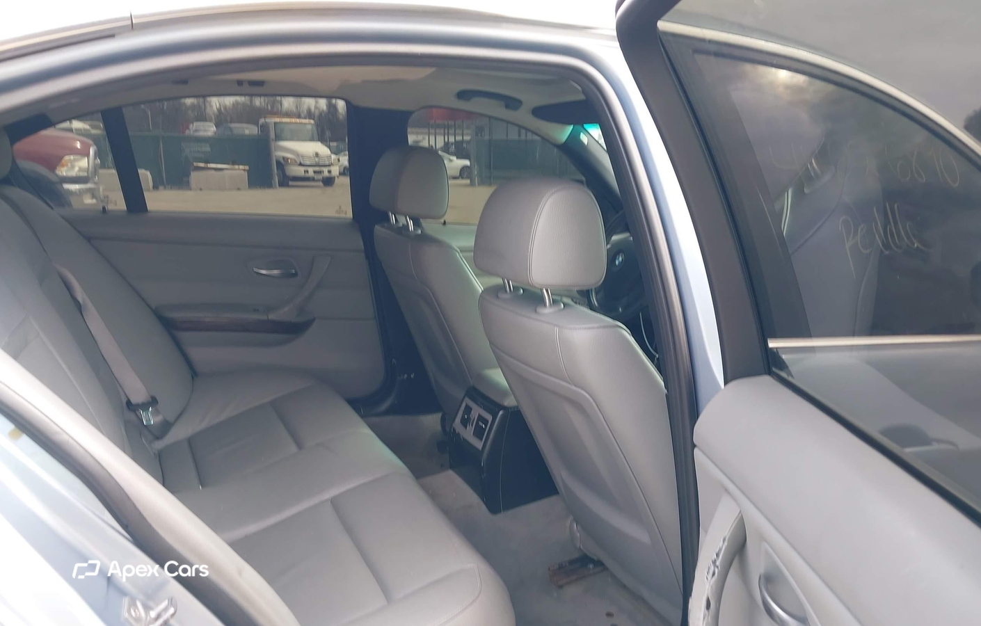 BMW Series 3 2011