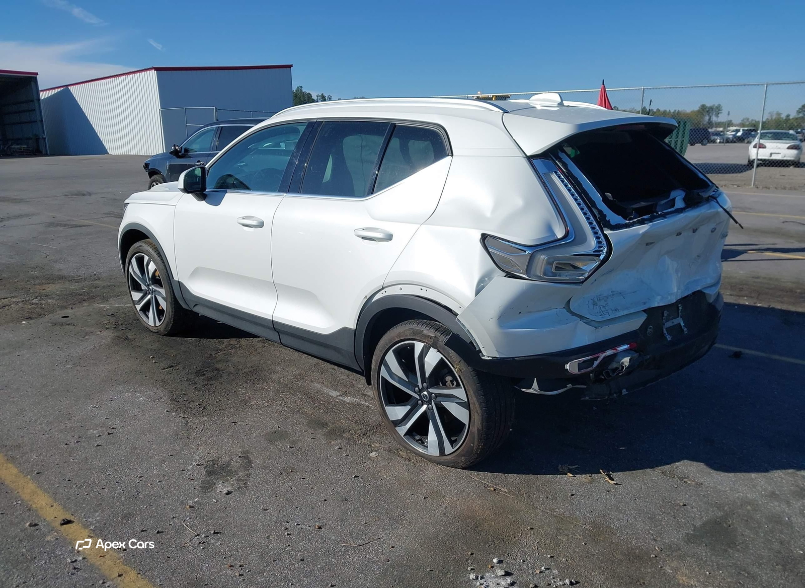 Volvo XC40 2025