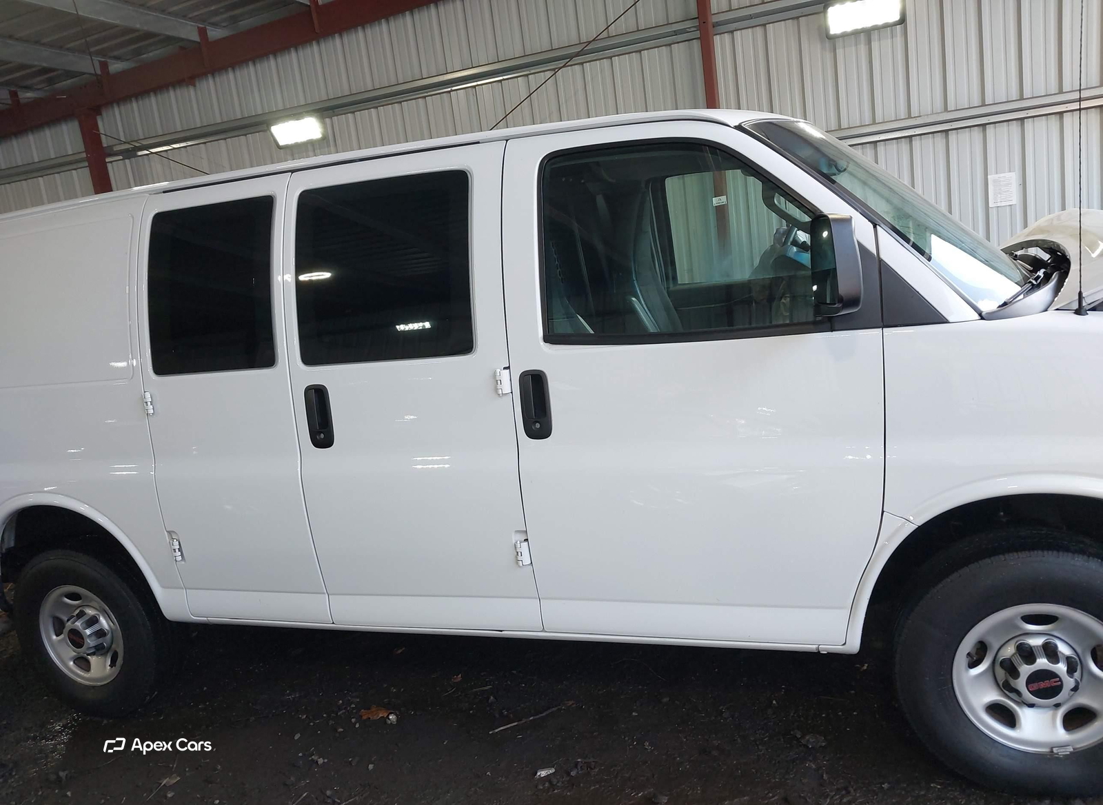 GMC Savana 2022