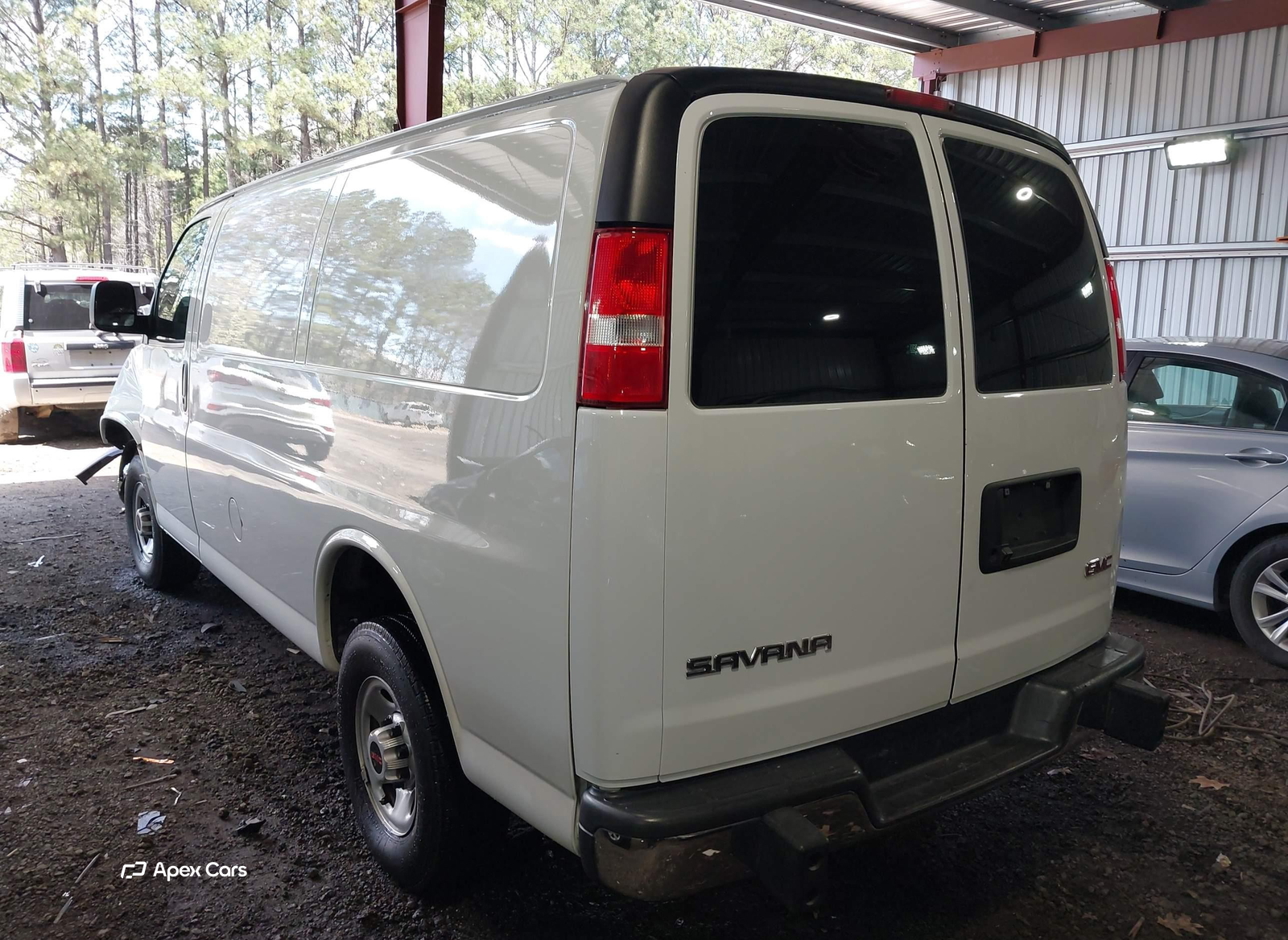 GMC Savana 2022