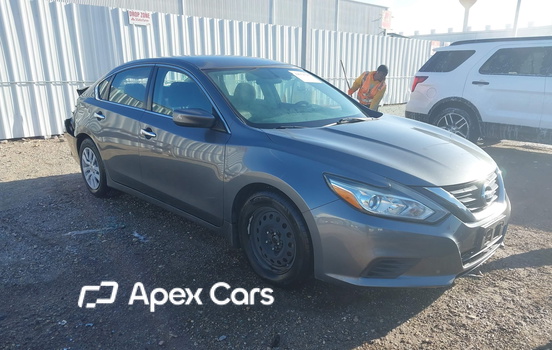 Nissan Altima 2018 - Image 1 of 17