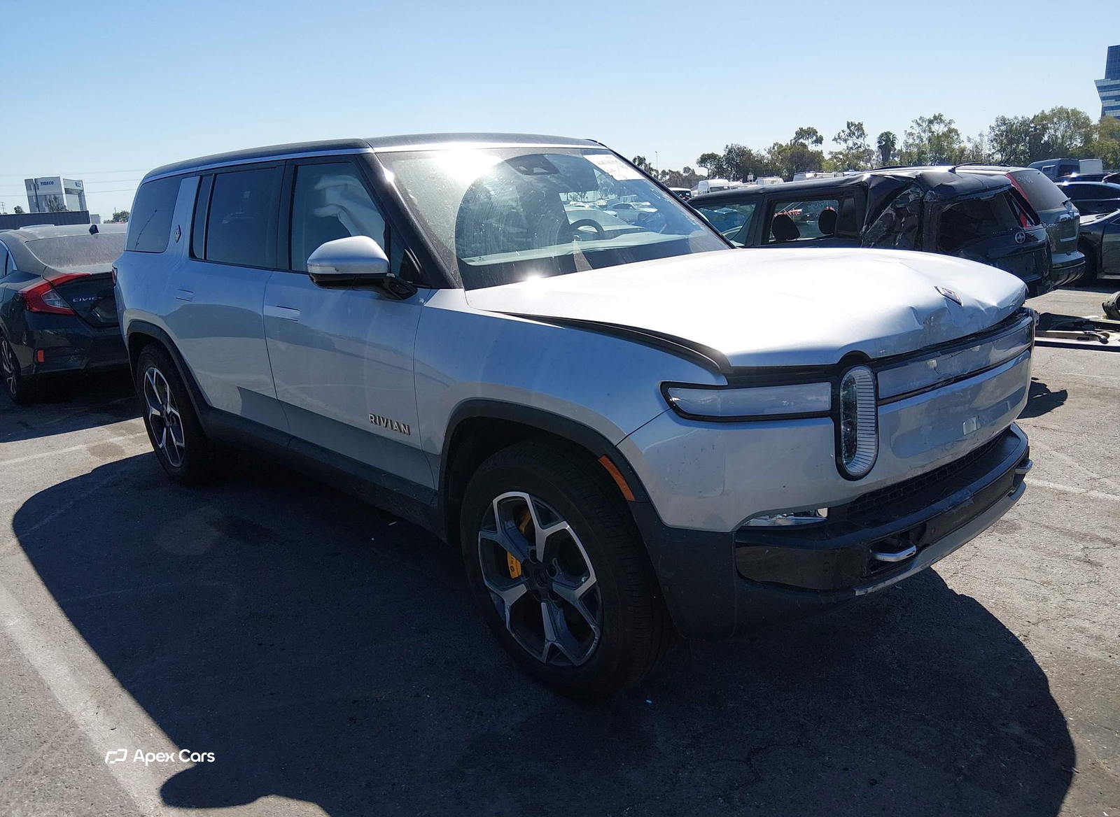 Rivian R1S 2024