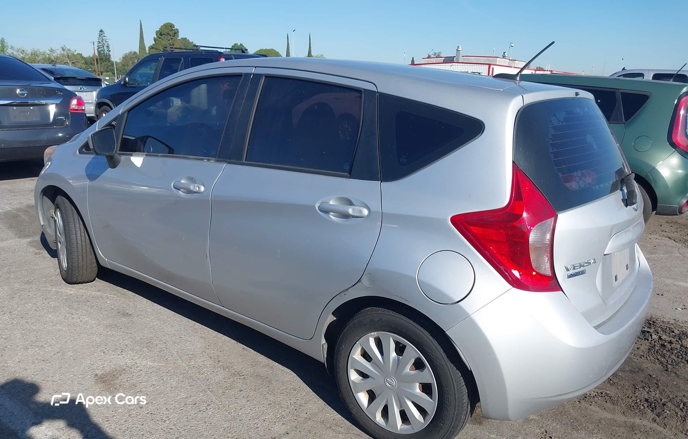 Nissan Versa 2016