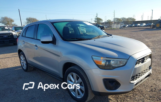 Mitsubishi Outlander 2015 - Image 1 of 18