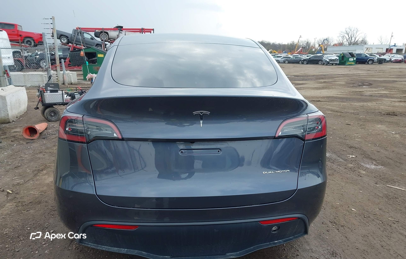 Tesla Model Y 2023