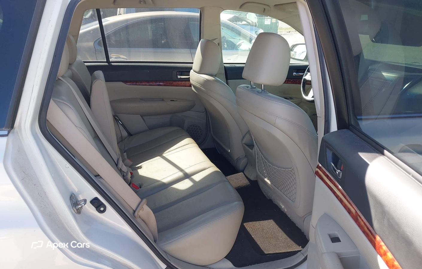 Subaru Outback 2010