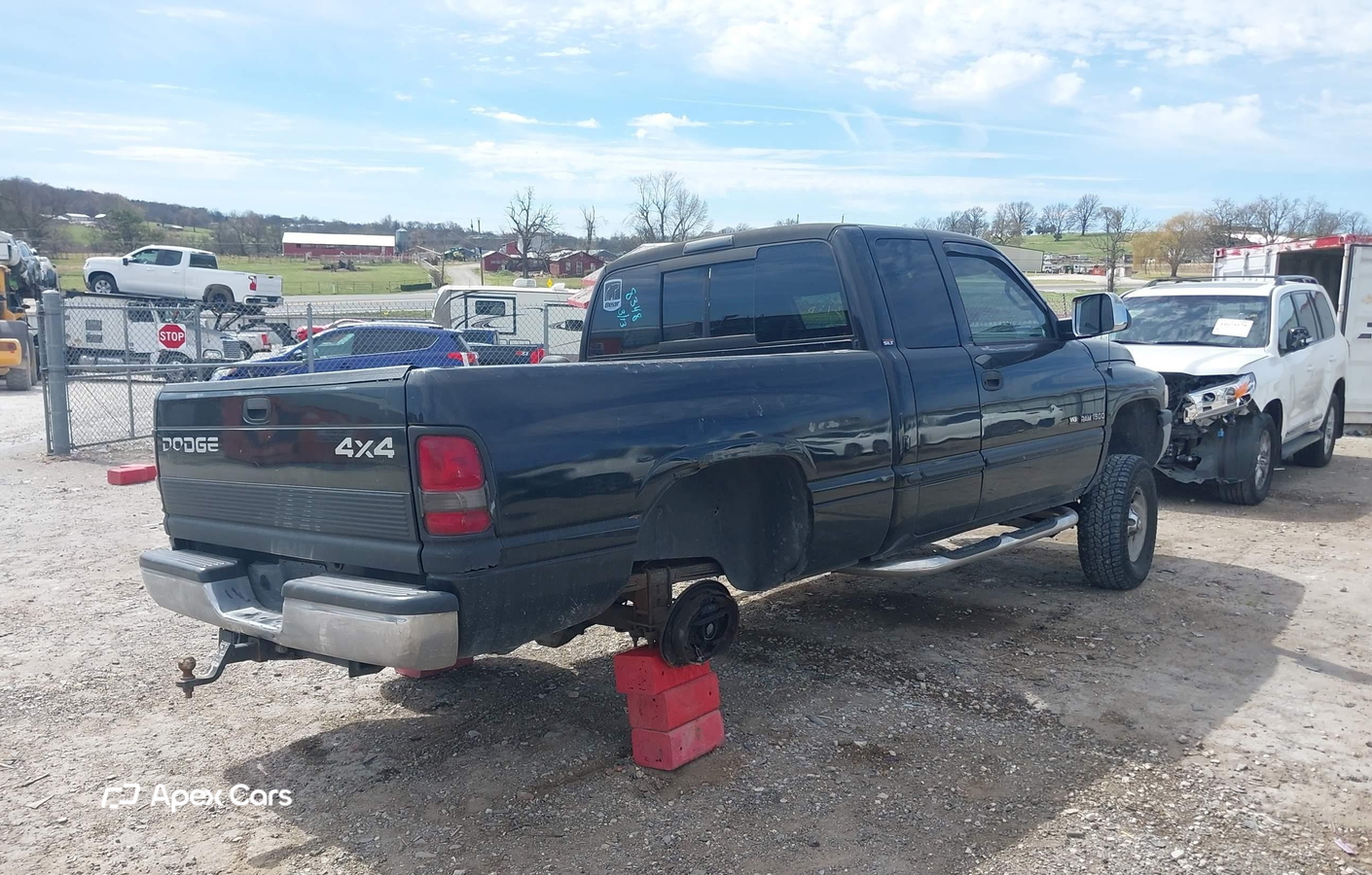 Dodge RAM 2000