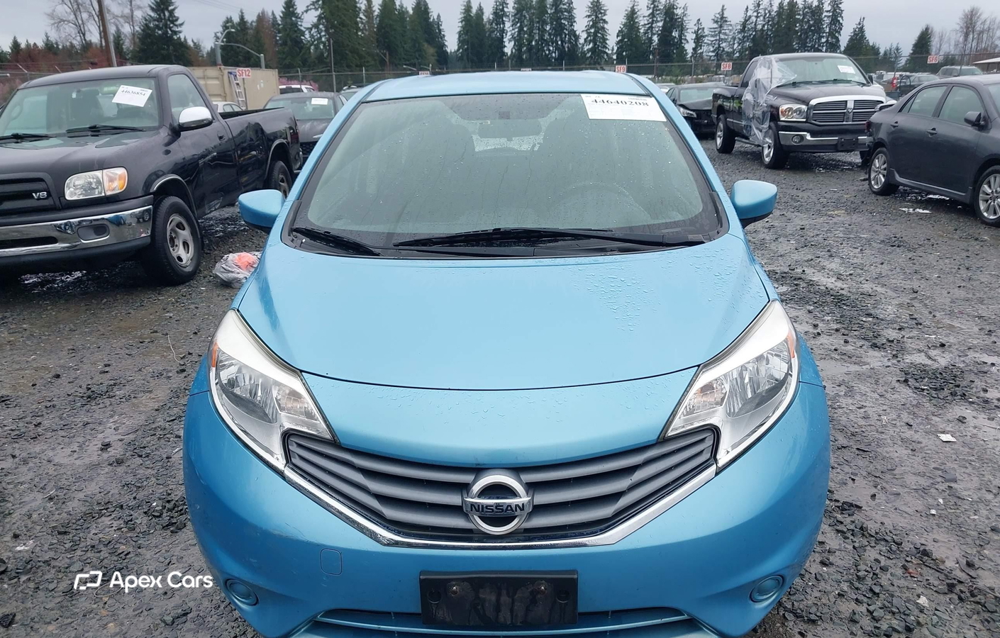Nissan Versa 2015