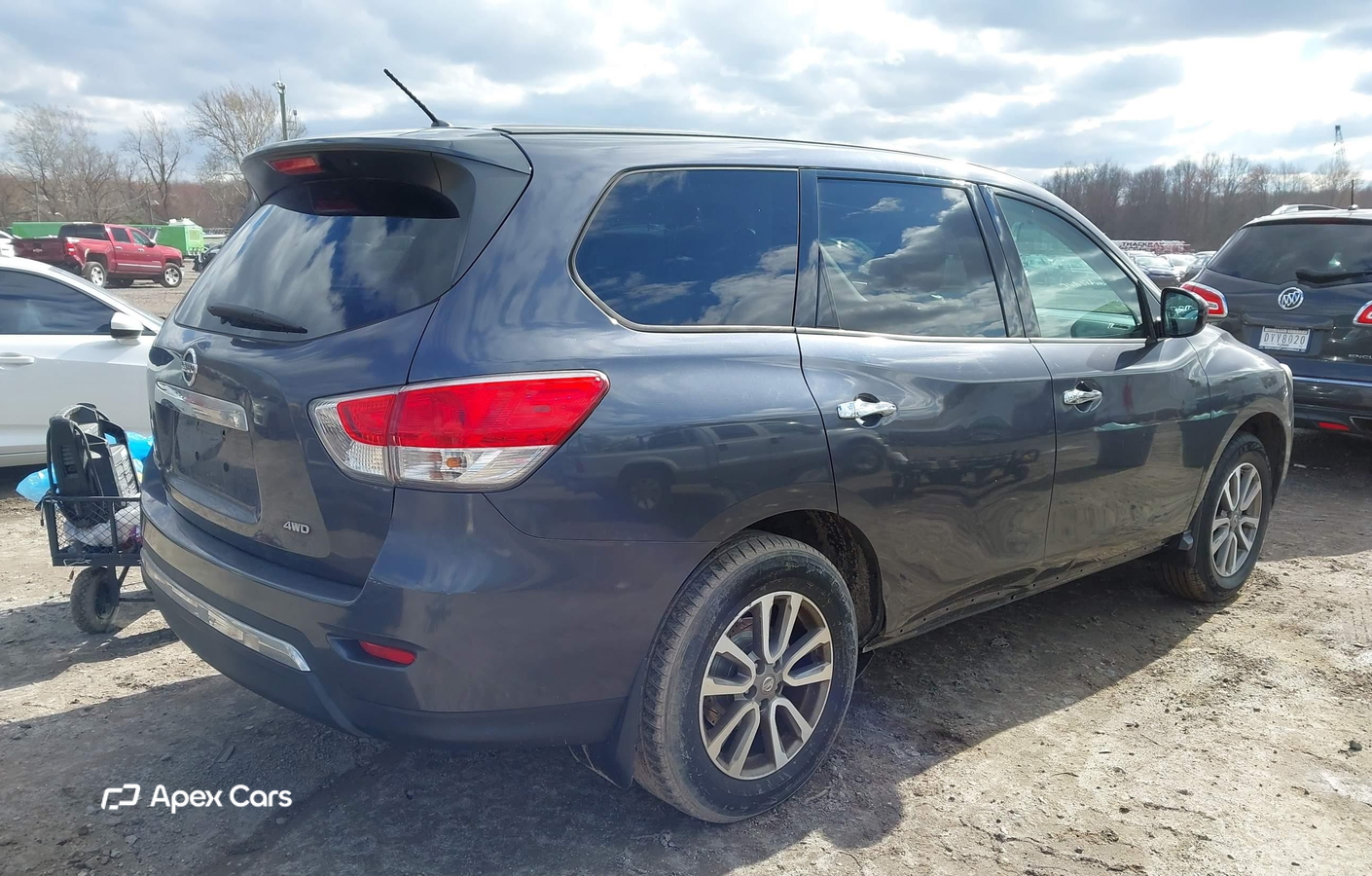 Nissan Pathfinder 2014