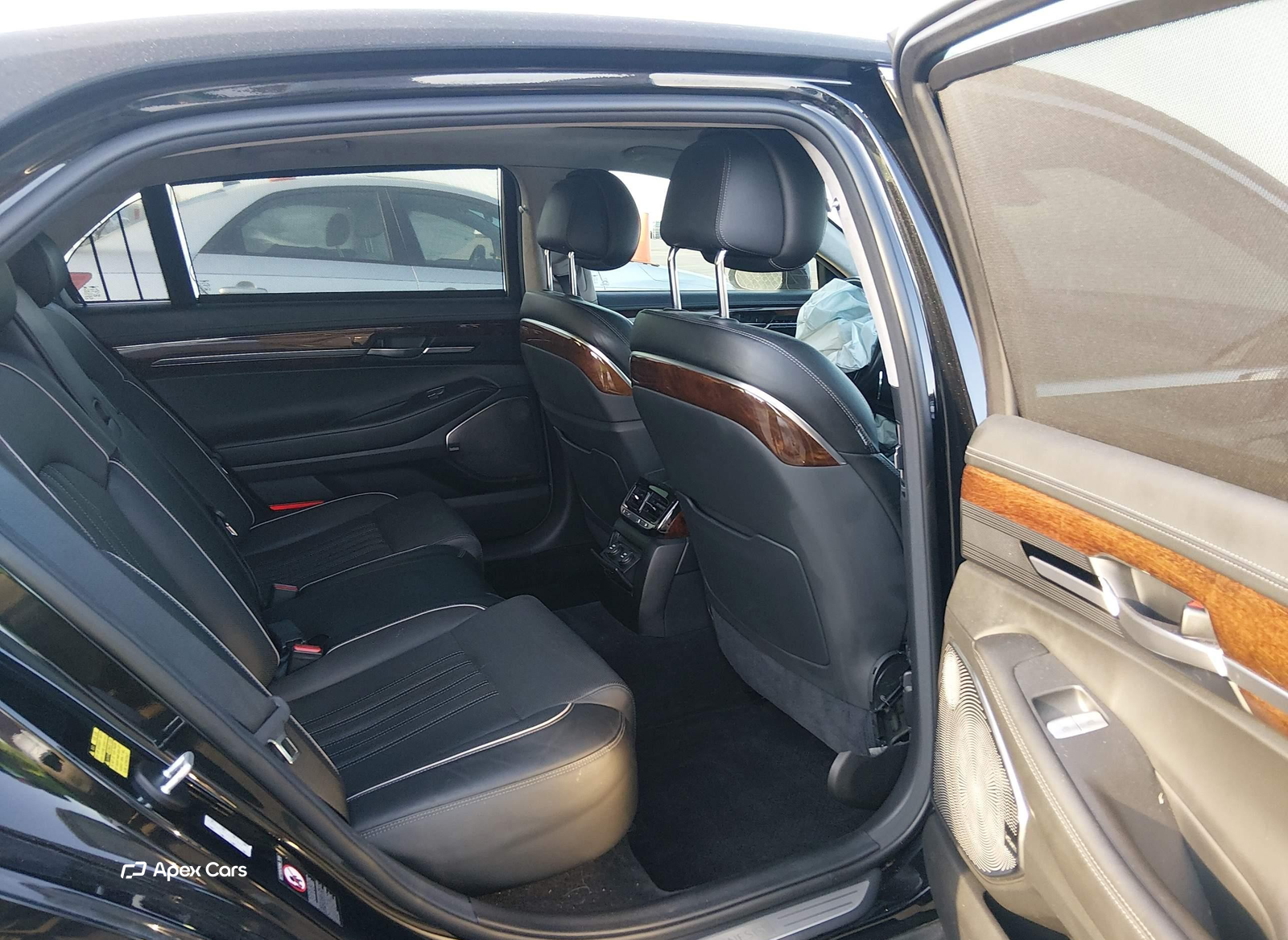 Genesis G90 2017