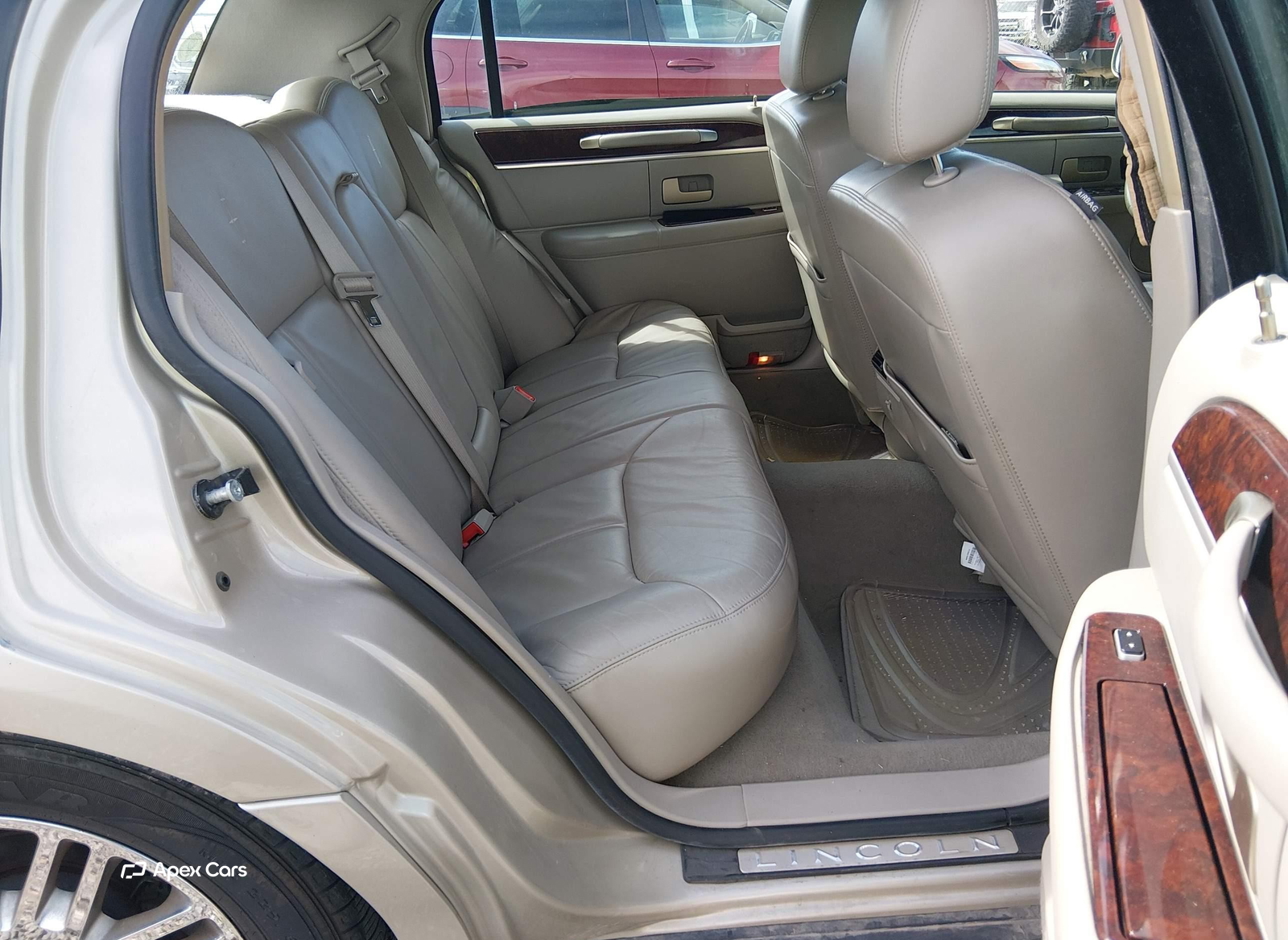 Lincoln Town Car 2006