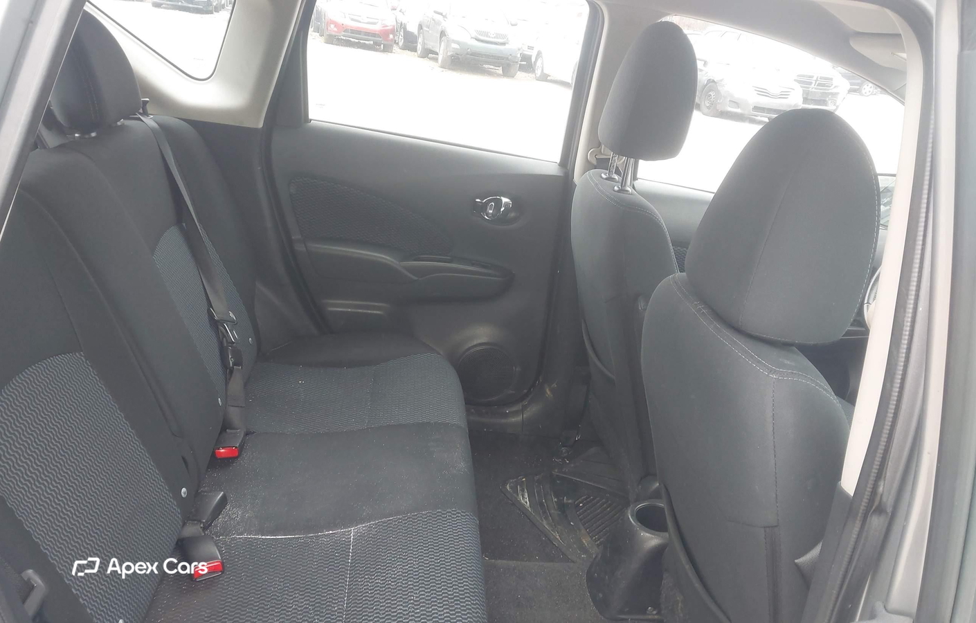 Nissan Versa 2015