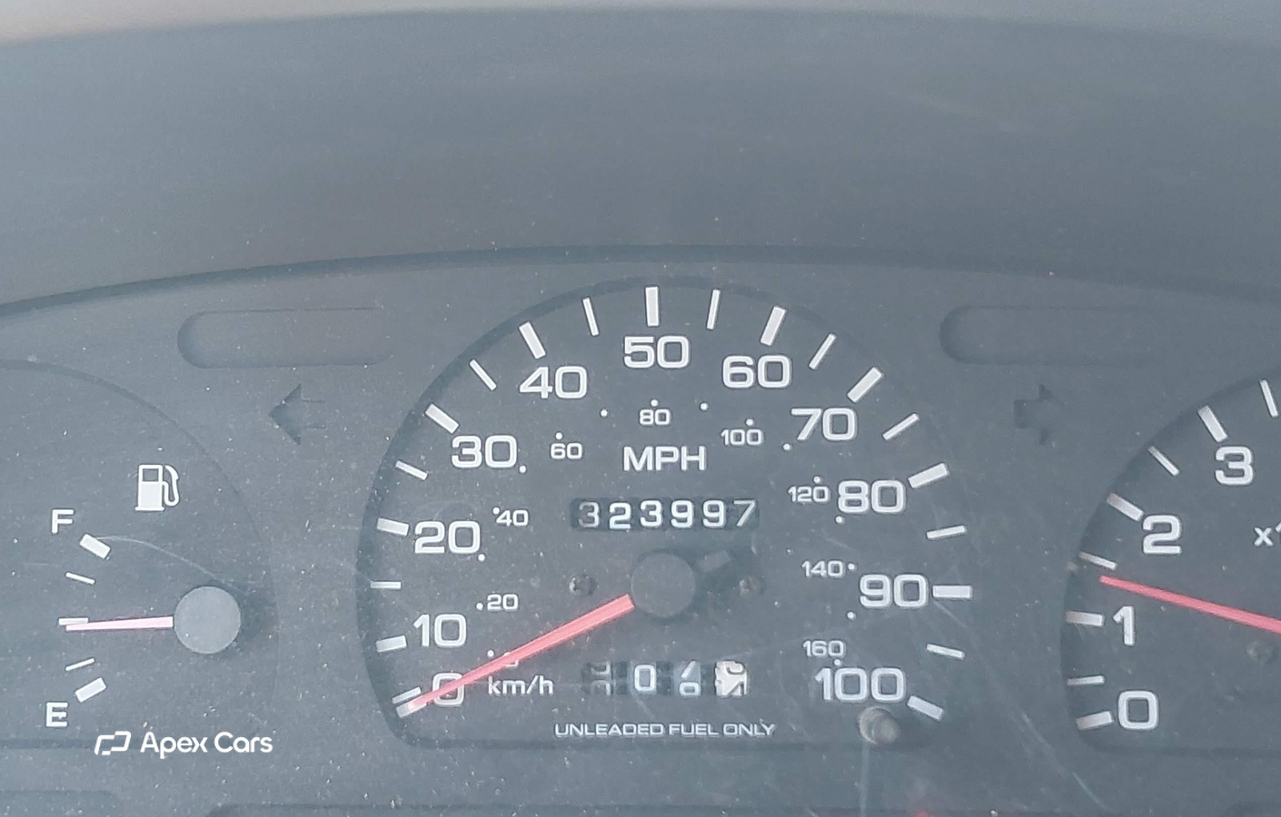 Nissan 1996