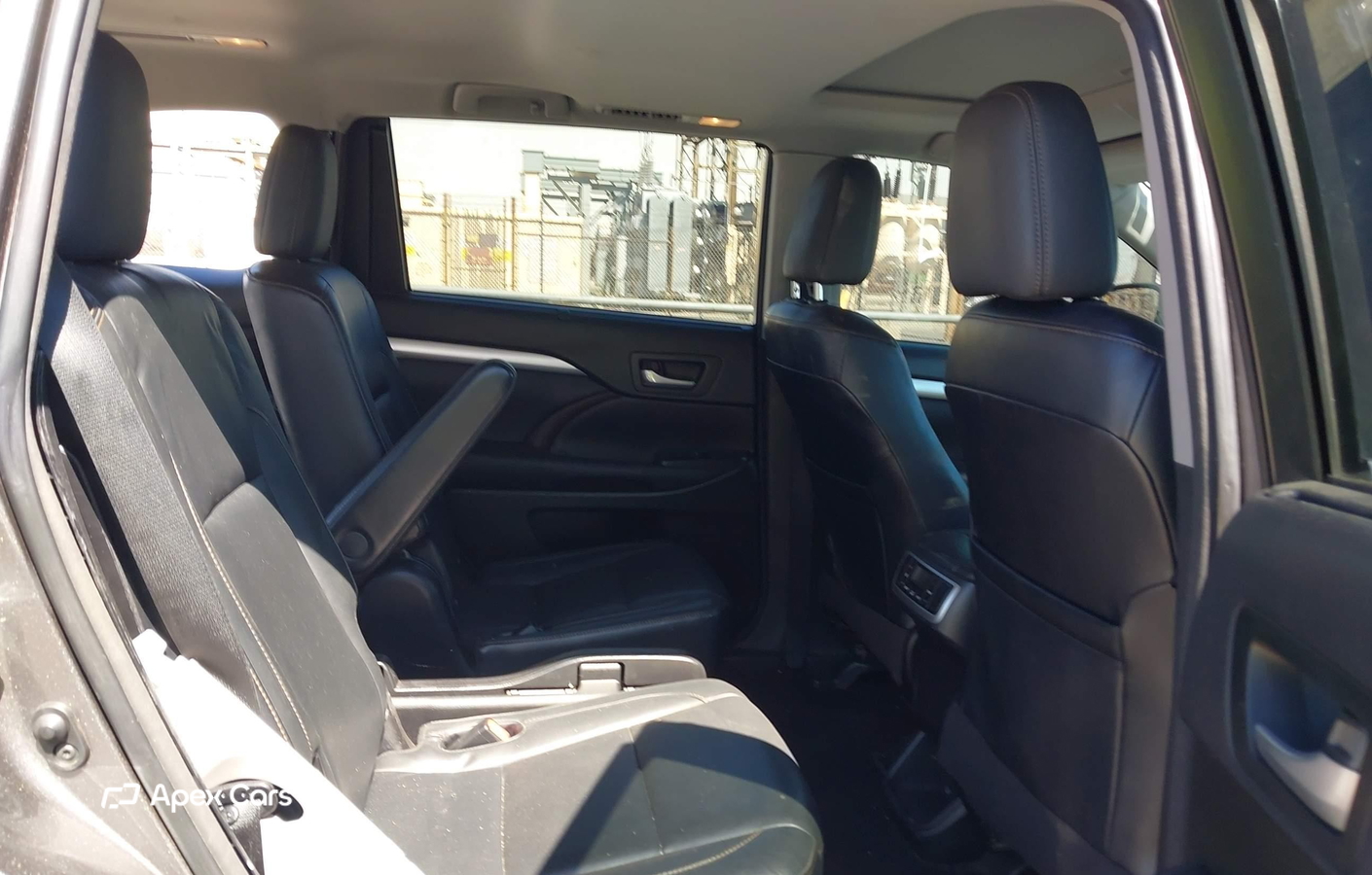 Toyota Highlander 2016