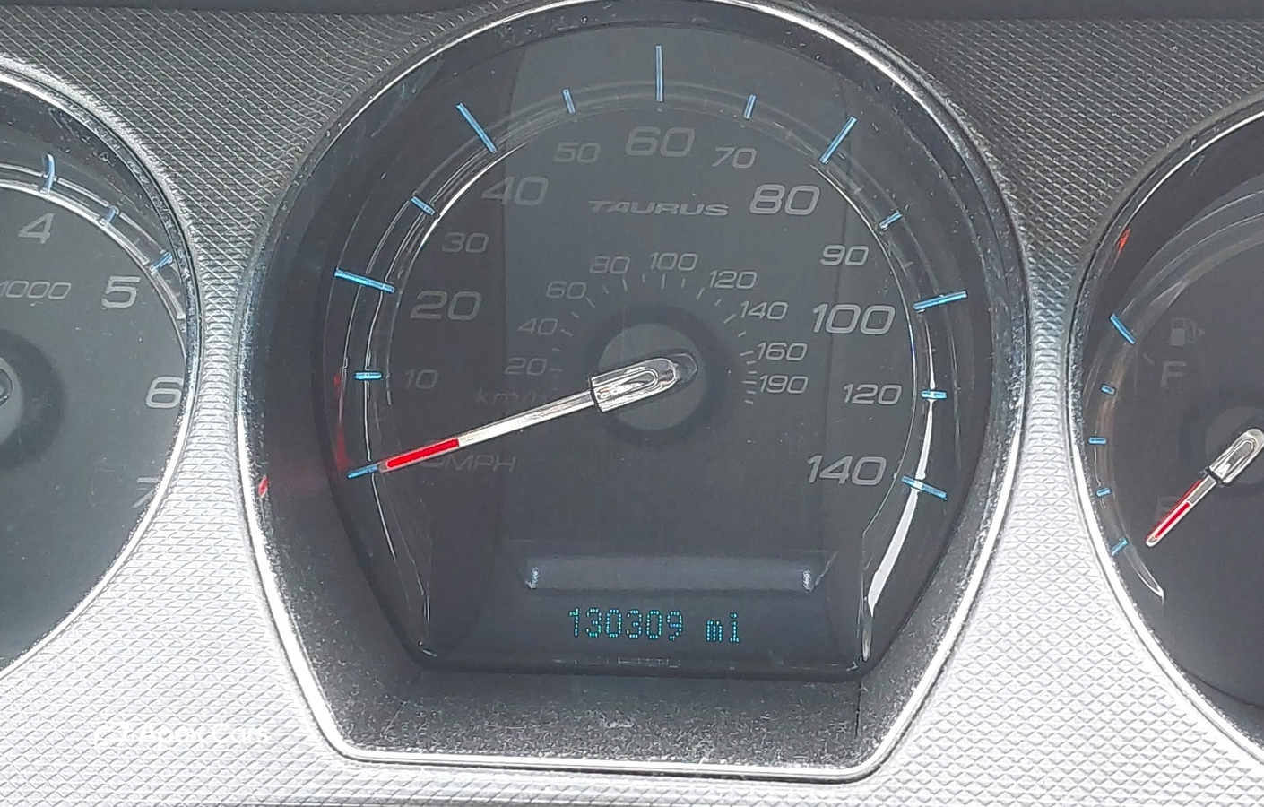 Ford Taurus 2011