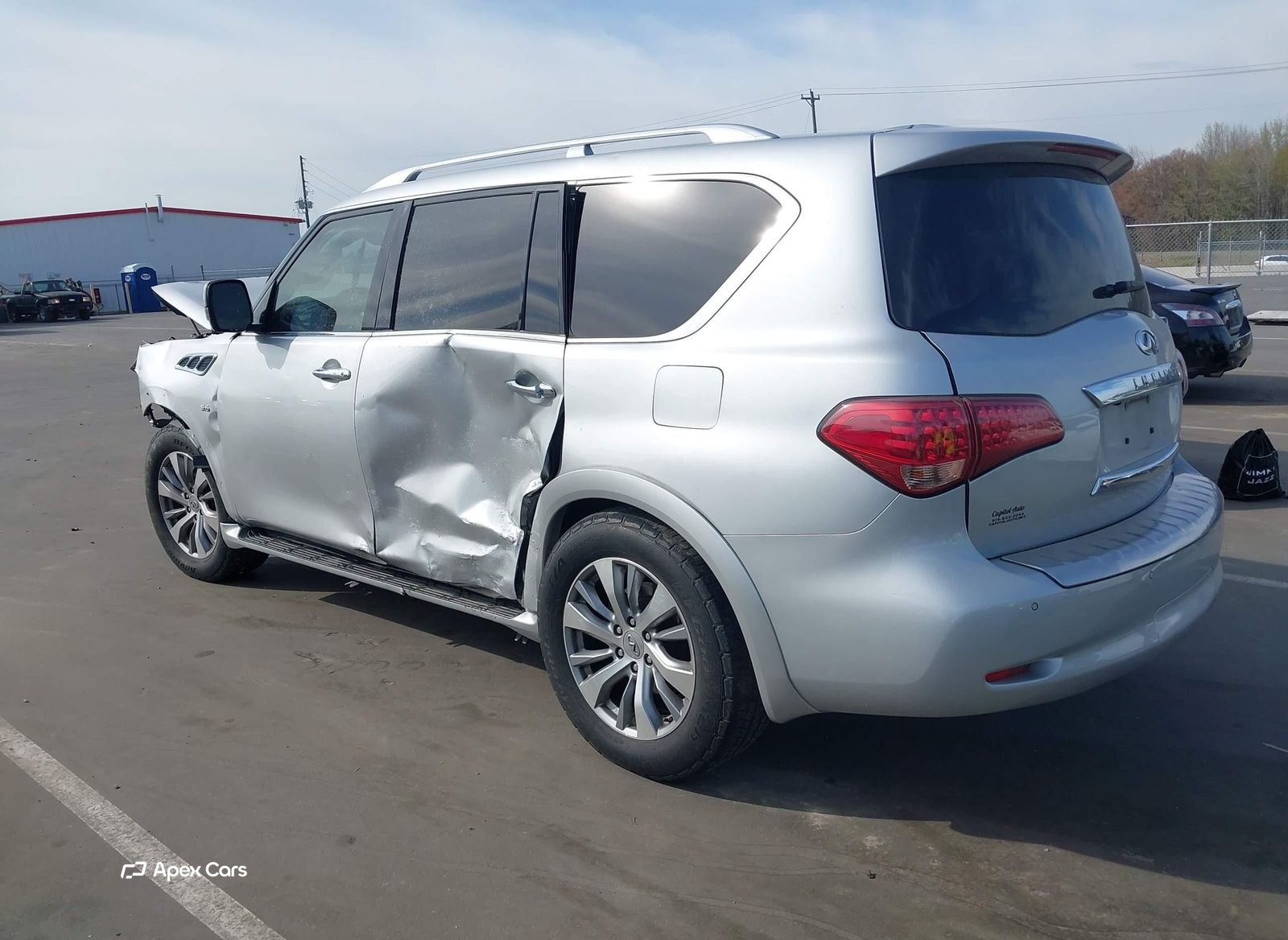 Infiniti QX80 2015