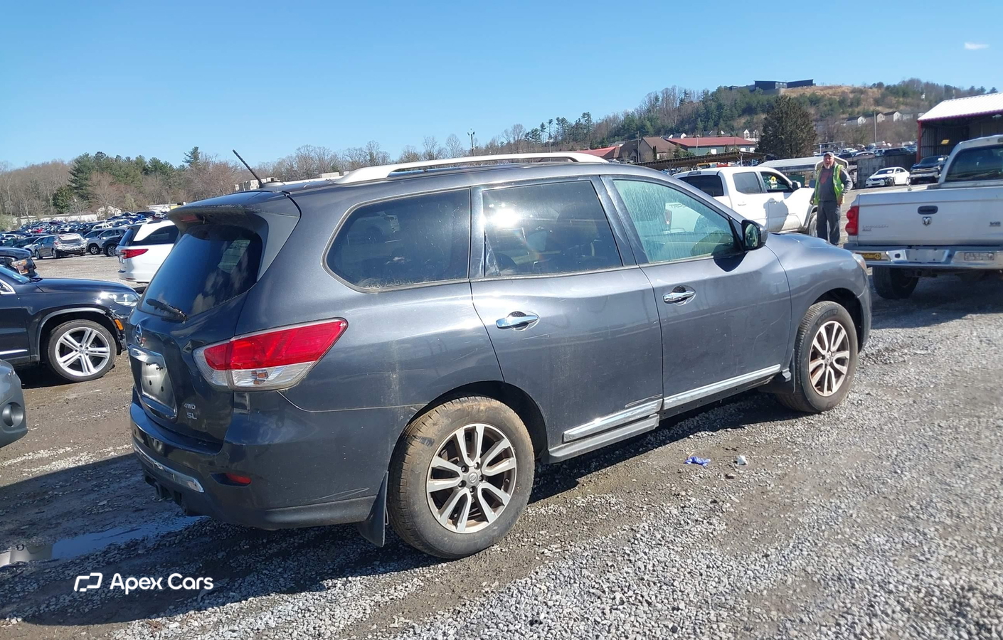Nissan Pathfinder 2014