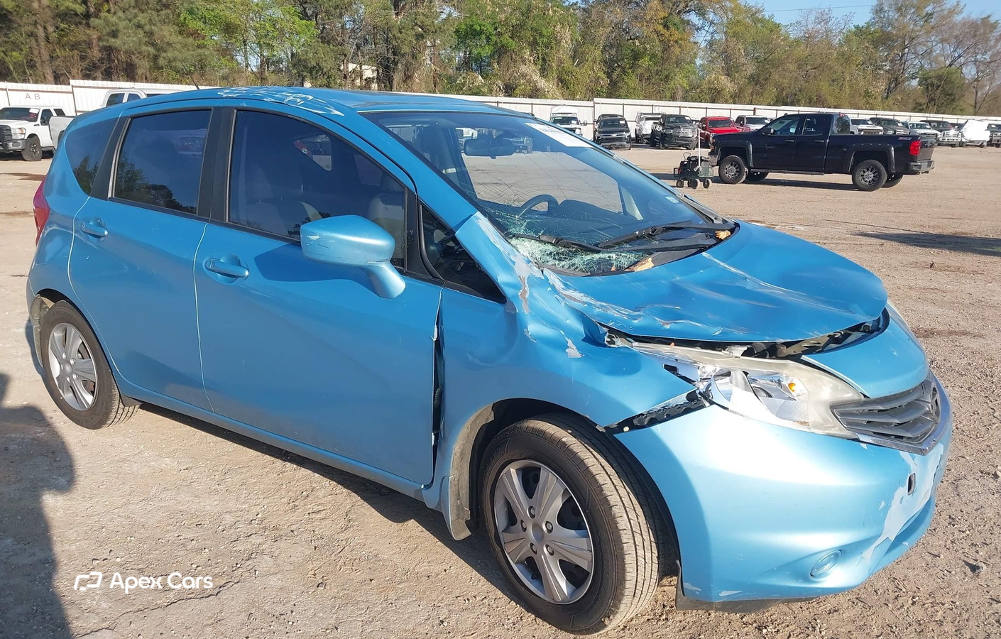 Nissan Versa 2015