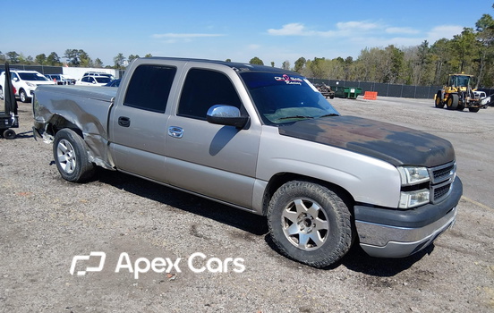 Chevrolet Silverado 2003 - Image 1 of 14