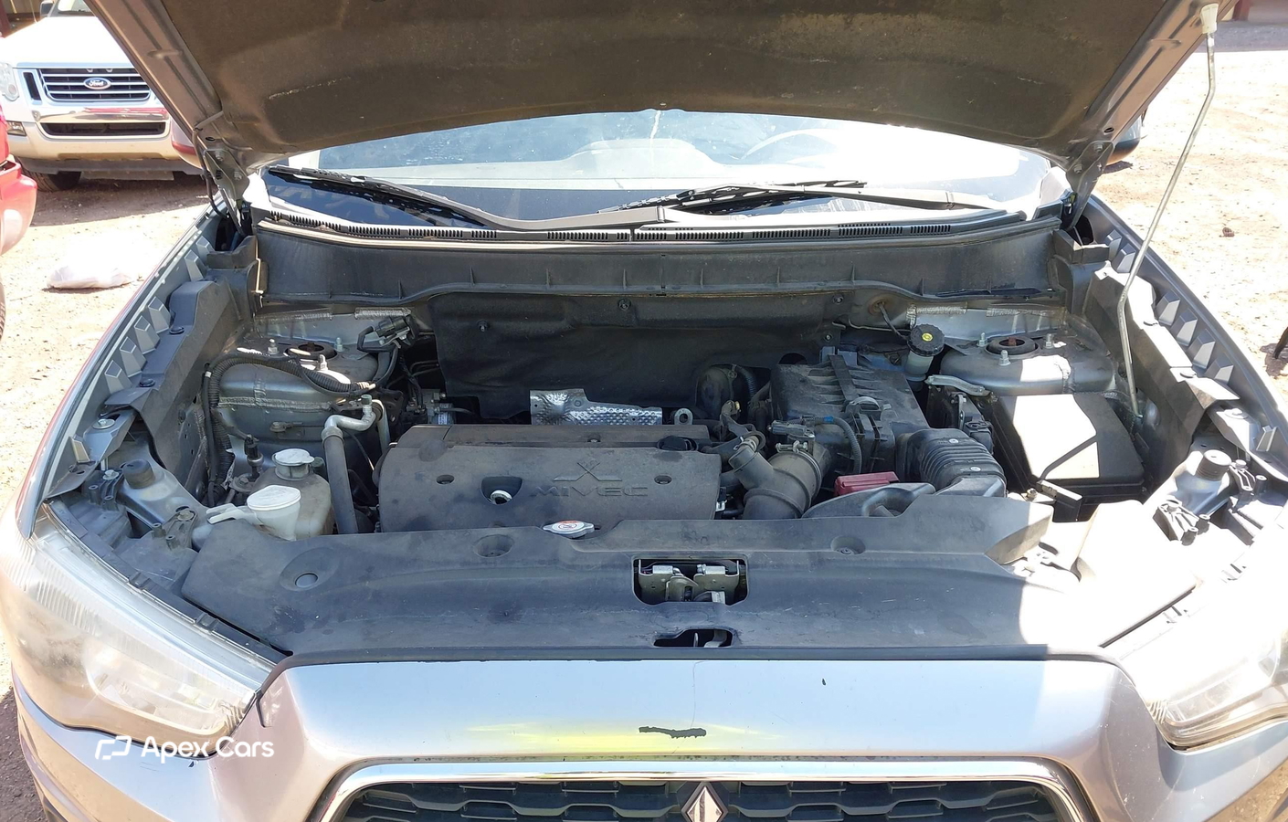 Mitsubishi Outlander 2015