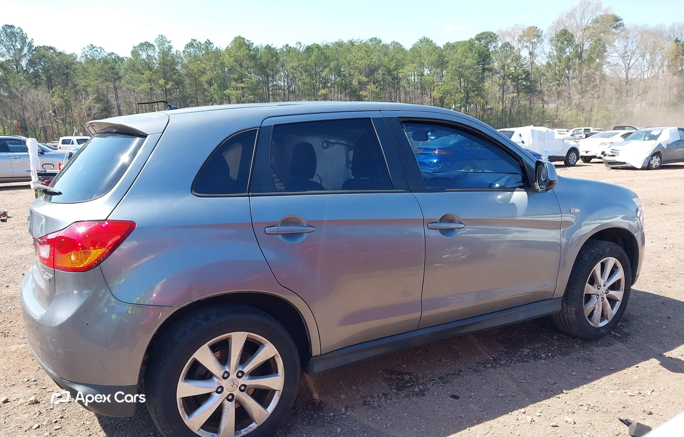 Mitsubishi Outlander 2015