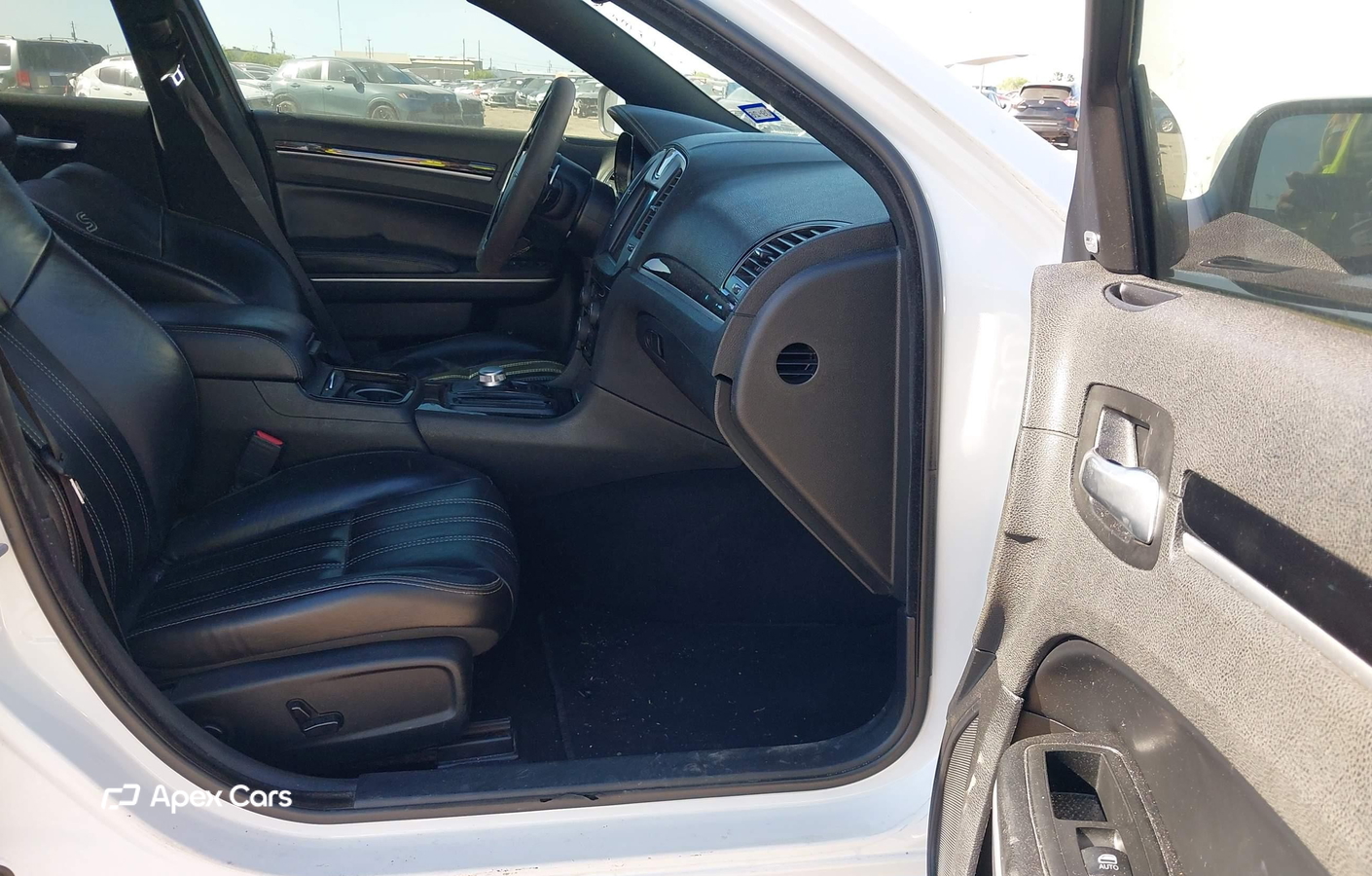 Chrysler 300 2019