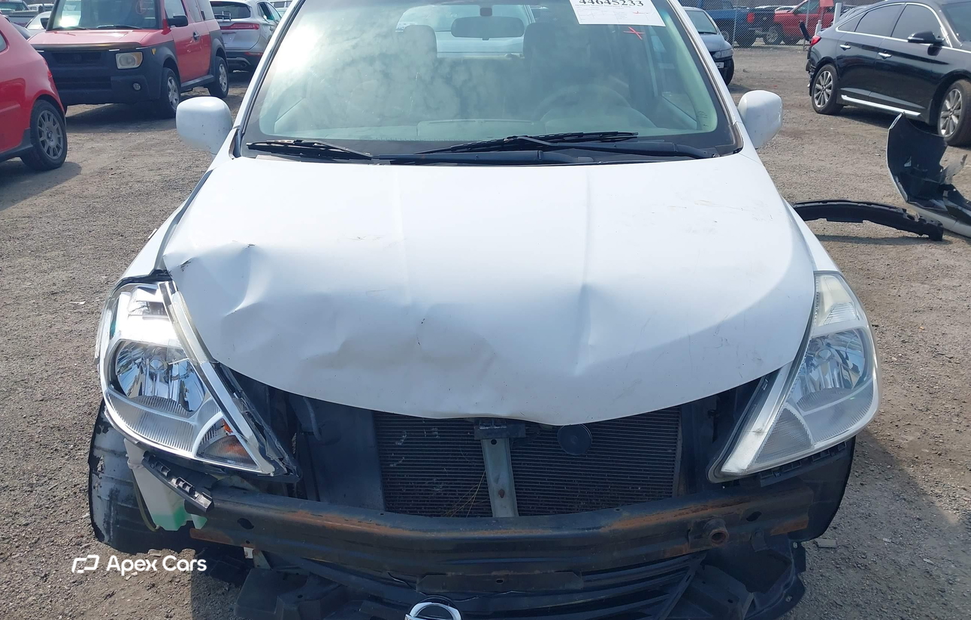 Nissan Versa 2011