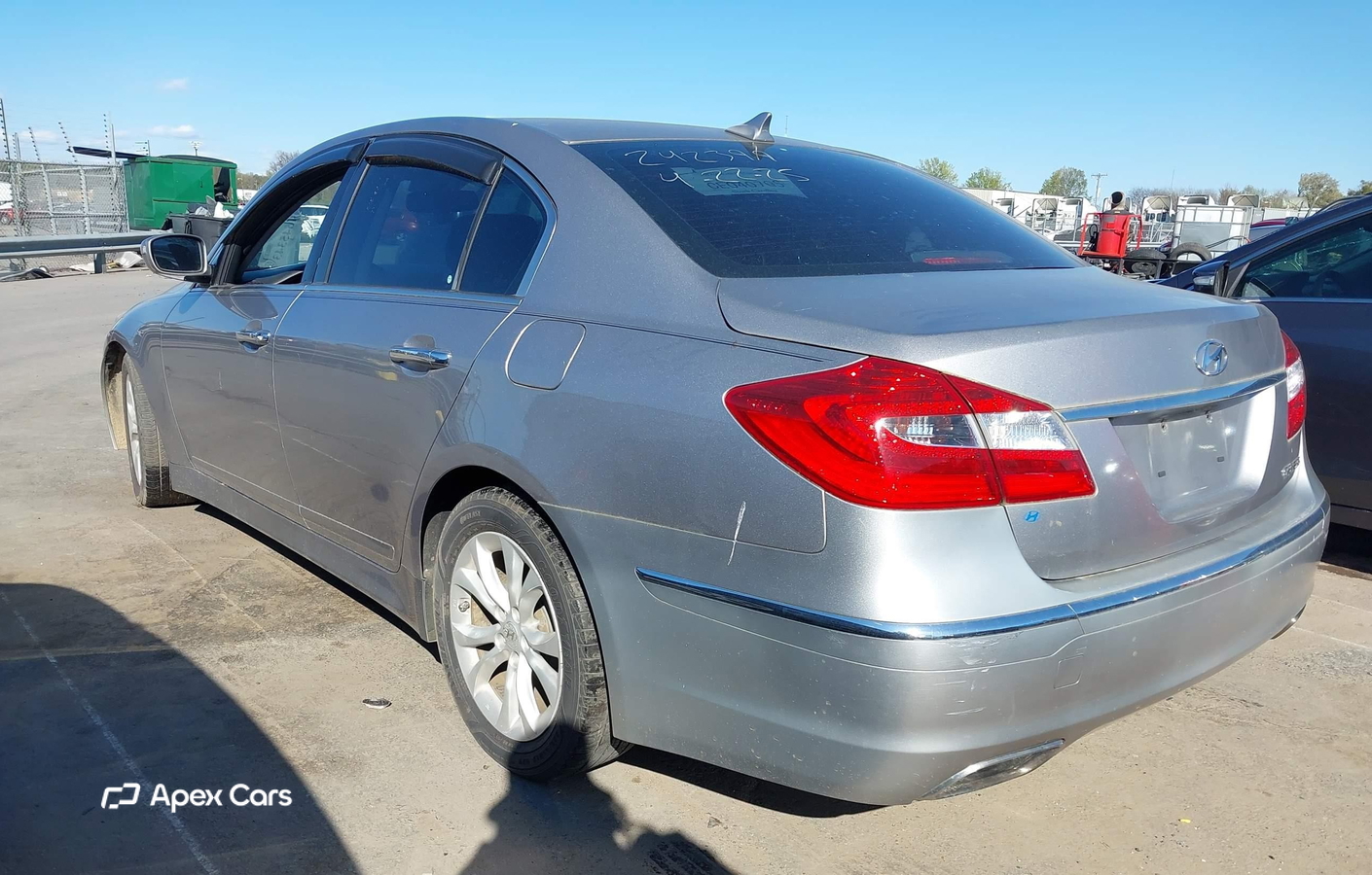 Hyundai Genesis 2013