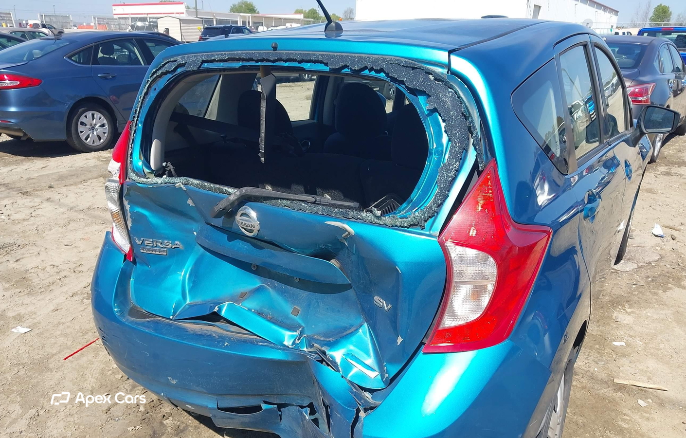 Nissan Versa 2015