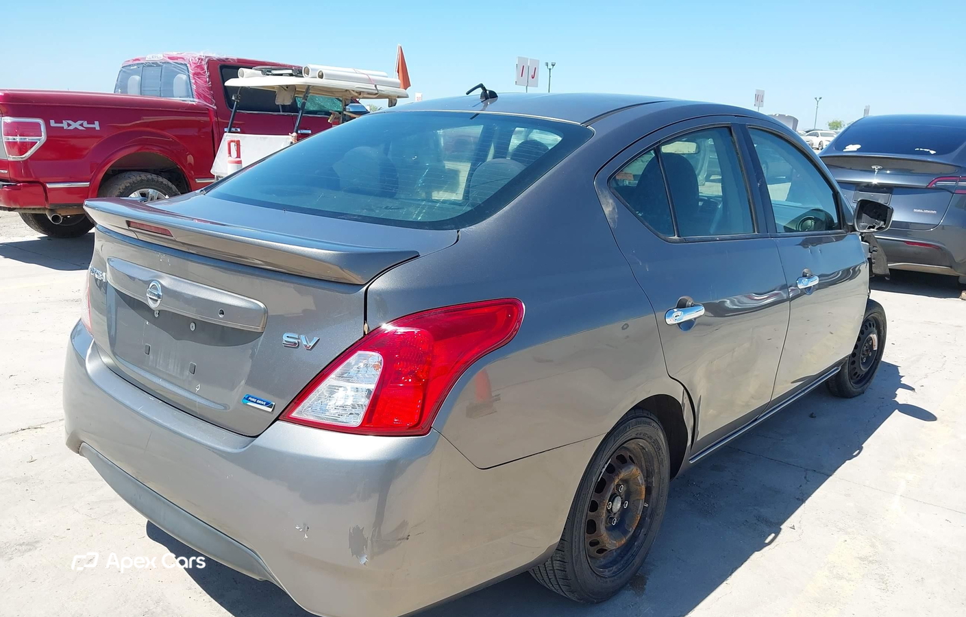 Nissan Versa 2016