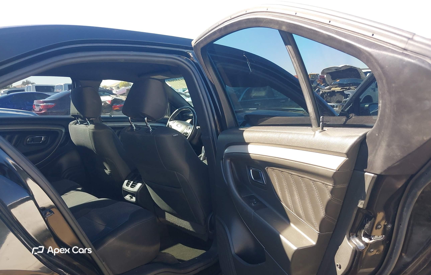 Ford Taurus 2015
